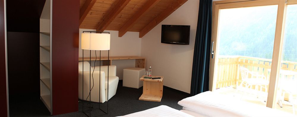 Schorta'S Alvetern - Boutique Hotel & Restaurant Ardez Buitenkant foto