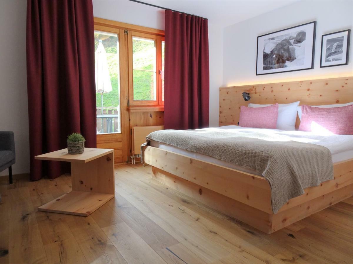 Schorta'S Alvetern - Boutique Hotel & Restaurant Ardez Buitenkant foto